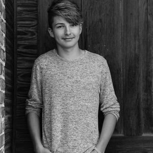 Meet your Posher, Johnathan